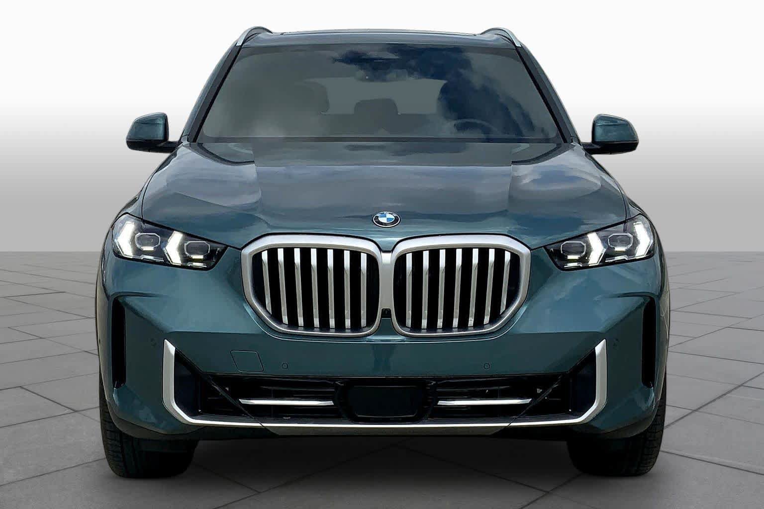 Used 2026 BMW X5 sDrive40i w/ Premium Package RWD image 3