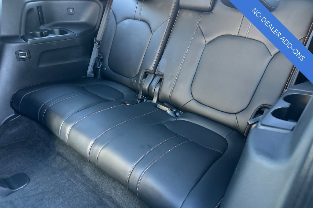 Certified 2025 Honda Pilot TrailSport image 16
