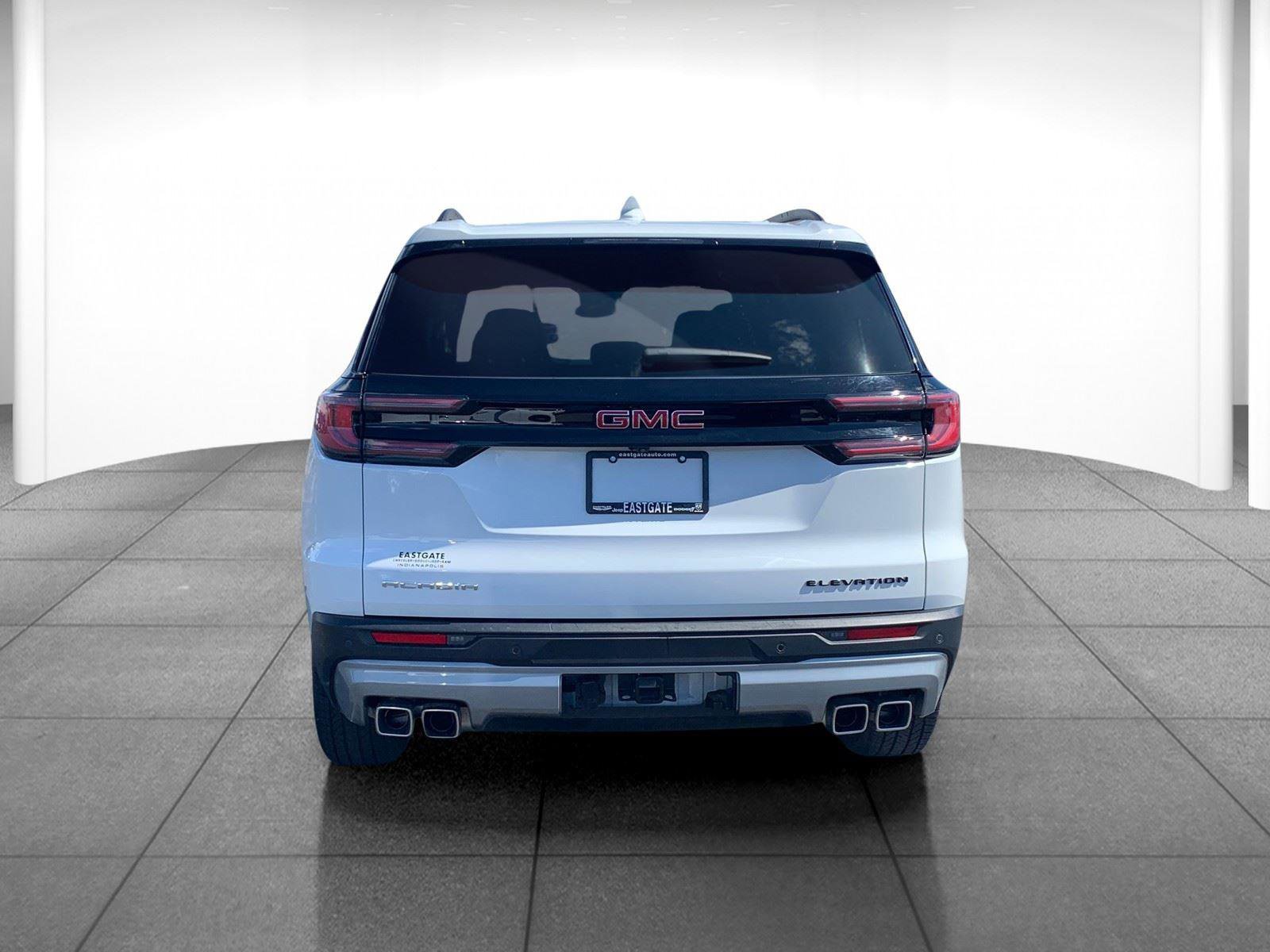 Used 2025 GMC Acadia Elevation image 6