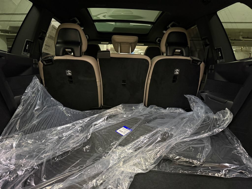 New 2026 Volvo XC90 B6 Ultra w/ Protection Package Premier AWD/4WD image 27