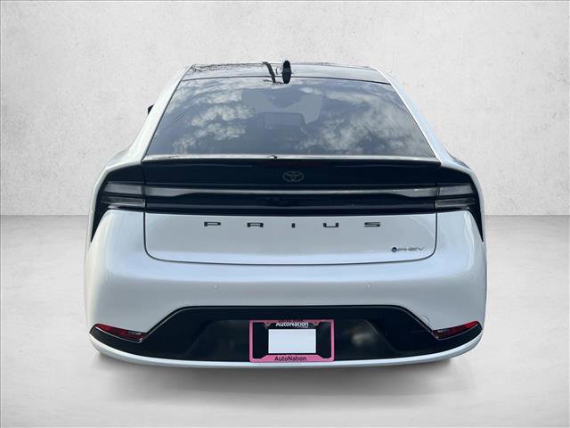 New 2026 Toyota Prius Plug-In Hybrid image 8