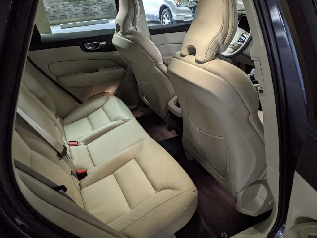 Certified 2023 Volvo XC60 B5 Plus w/ Climate Package AWD/4WD image 25
