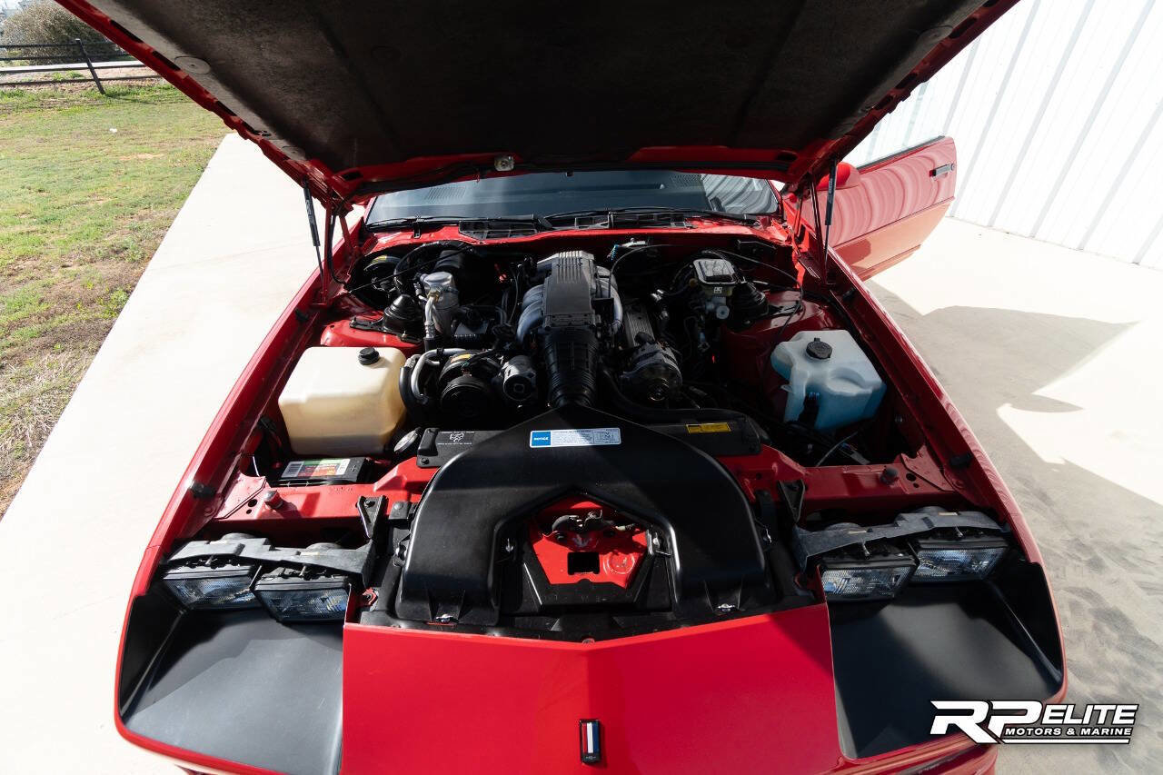 Used 1991 Chevrolet Camaro Z28 RWD image 50