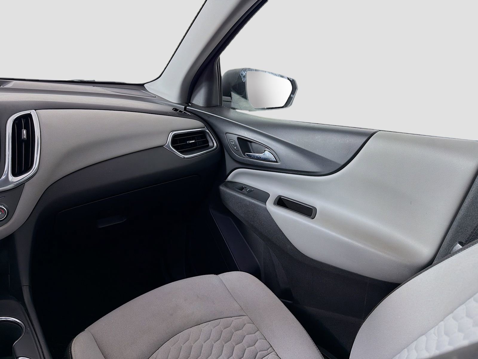 Used 2019 Chevrolet Equinox LS w/ LS Convenience Package FWD image 24