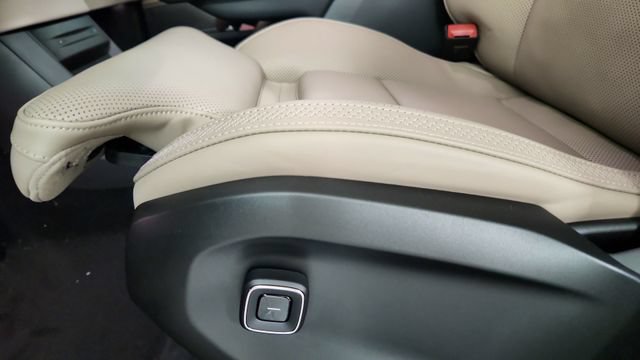 New 2026 Volvo EX90 Ultra AWD/4WD image 14
