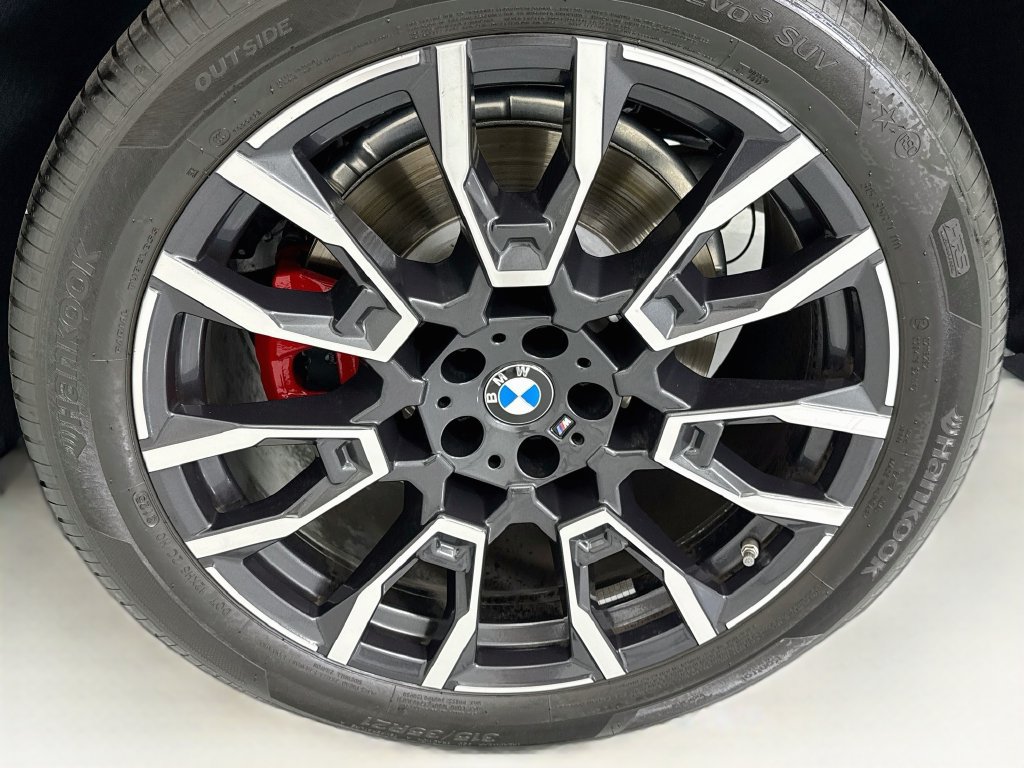 Certified 2026 BMW X5 M60i AWD/4WD image 30