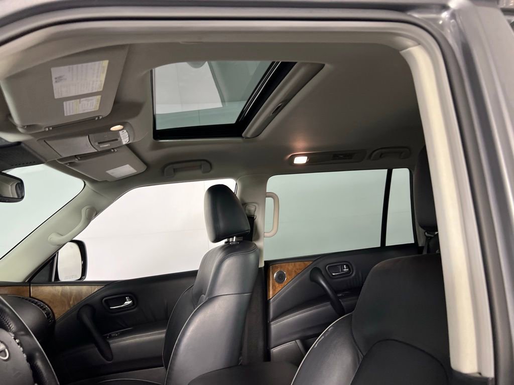 Used 2024 Nissan Armada SL image 22