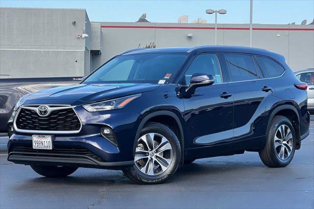 Certified 2022 Toyota Highlander XLE
