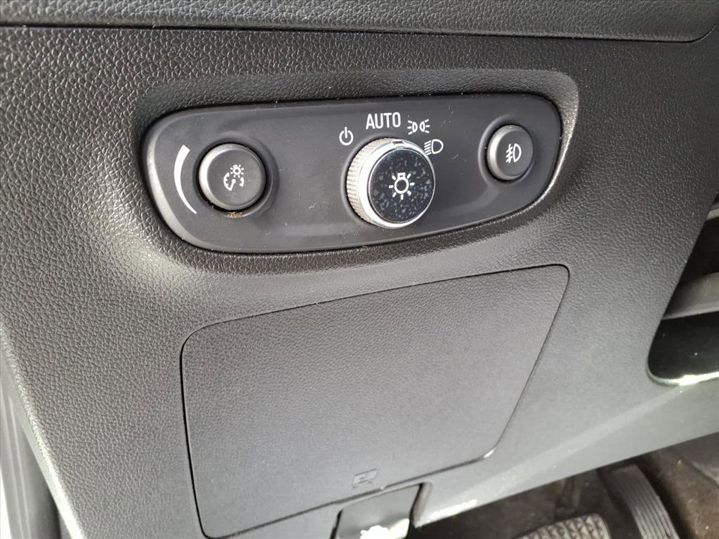 Certified 2021 Buick Encore GX Preferred image 18