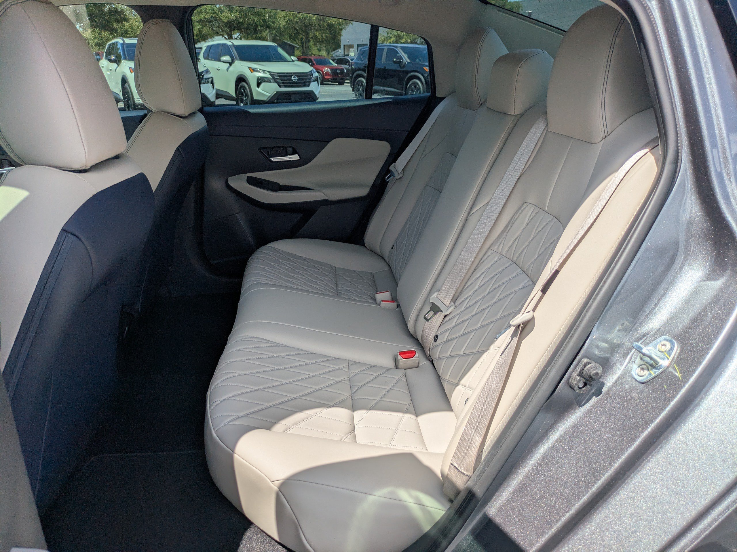 New 2027 Nissan Sentra SL FWD image 13