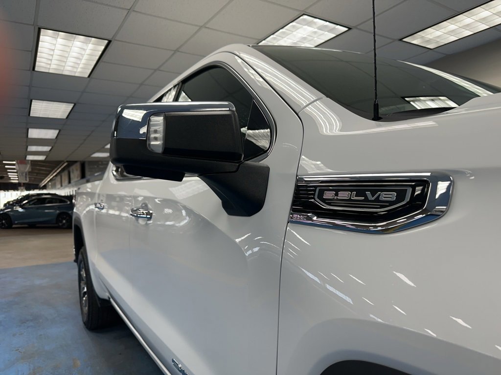 Certified 2025 GMC Sierra 1500 SLT image 4
