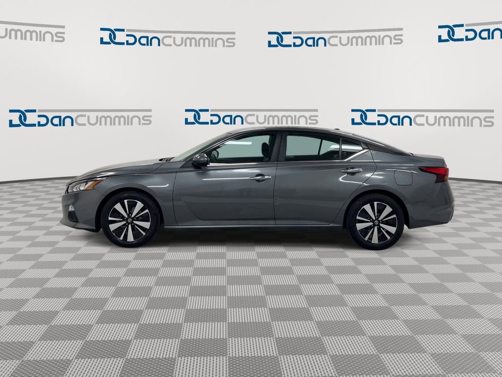 Used 2022 Nissan Altima 2.5 SV image 5