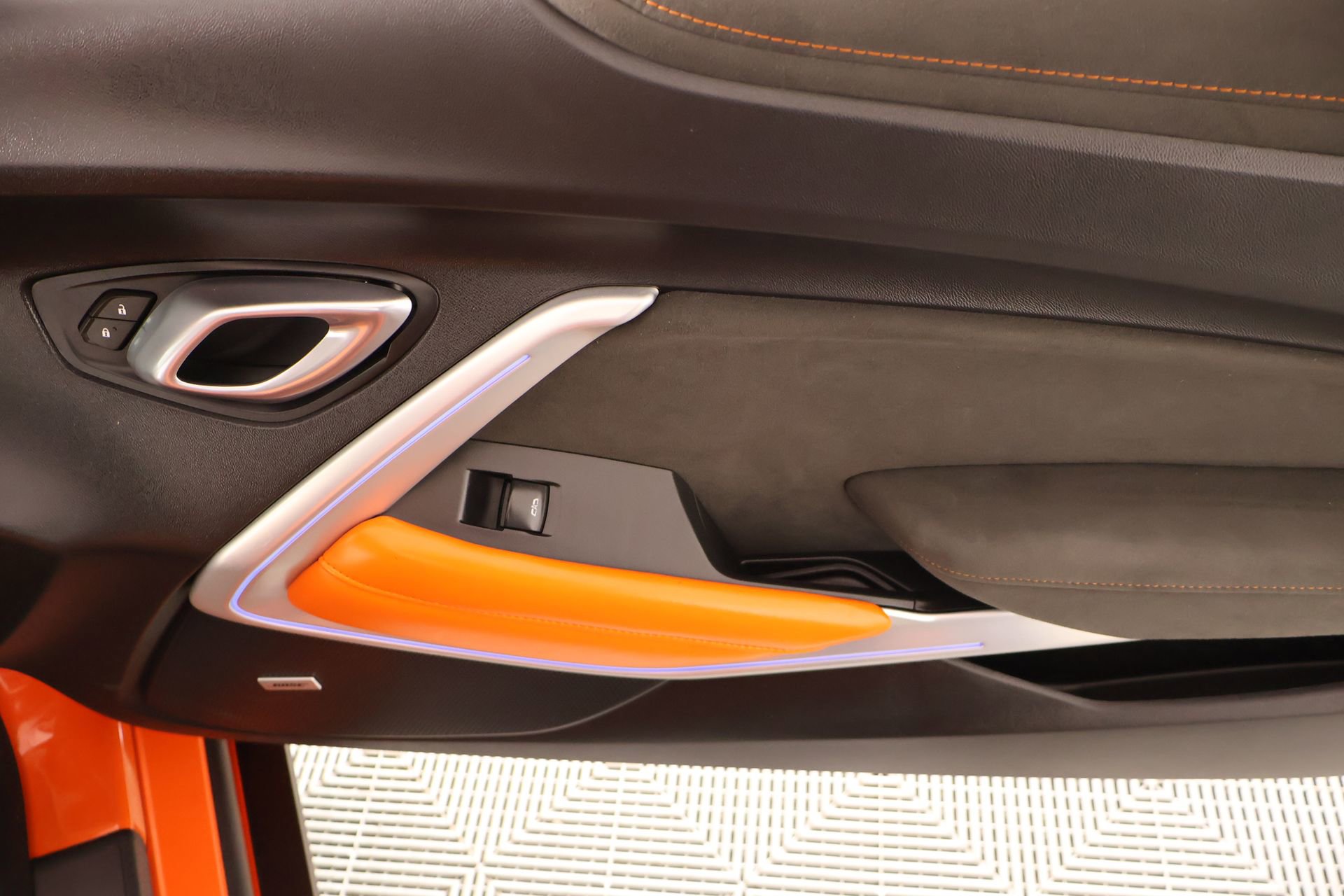 Used 2018 Chevrolet Camaro SS w/ Hot Wheels Edition image 15