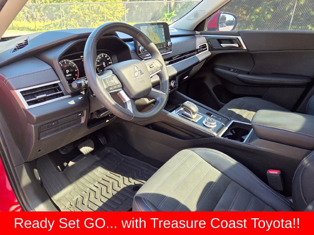 Used 2024 Mitsubishi Outlander SE FWD image 27