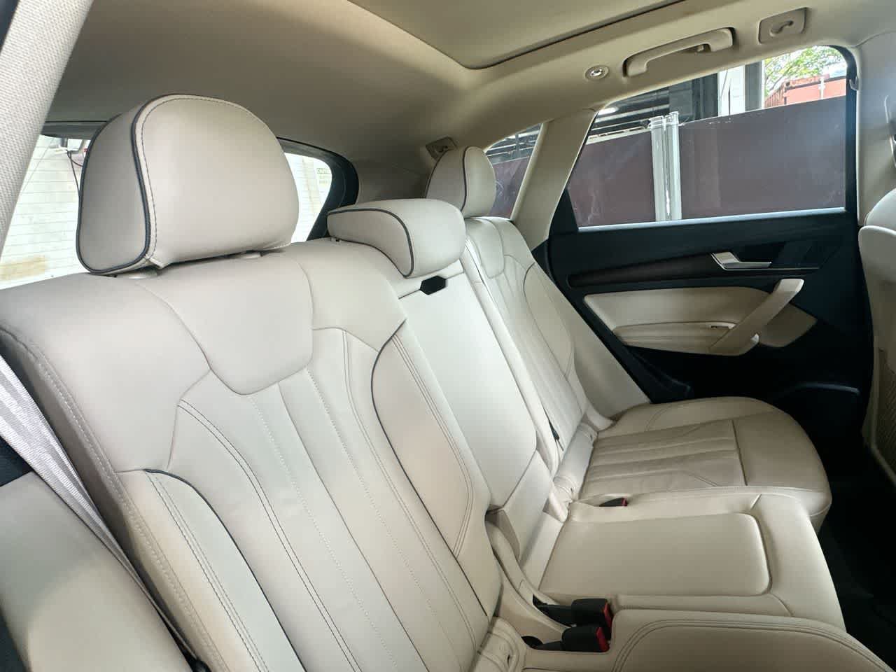 Used 2025 Audi Q5 2.0T Premium Plus w/ Premium Plus Package AWD/4WD image 26