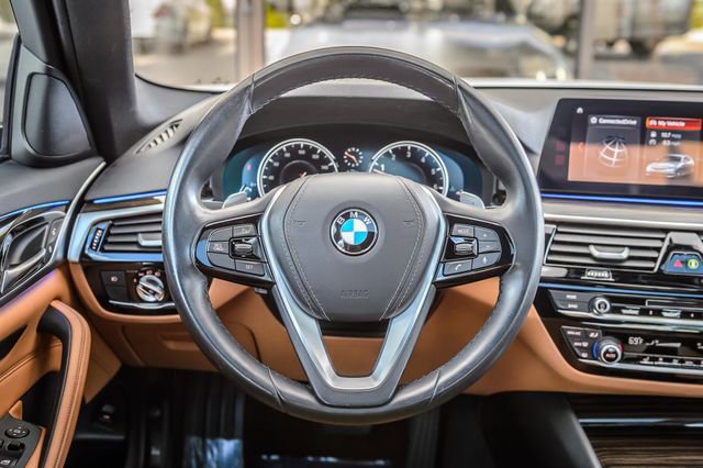 Used 2018 BMW 540i w/ Premium Package RWD image 28
