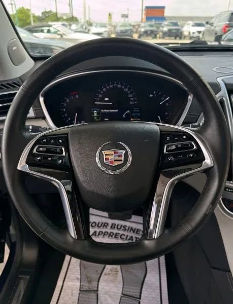 Used 2015 Cadillac SRX Luxury w/ Driver Awareness Package FWD image 27