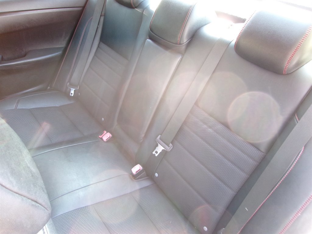 Used 2017 Toyota Camry SE image 14