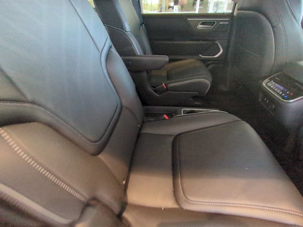 Used 2026 INFINITI QX80 Luxe w/ Cargo Package RWD image 24