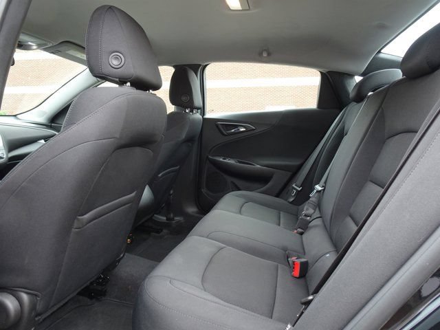 Used 2022 Chevrolet Malibu LS FWD image 15