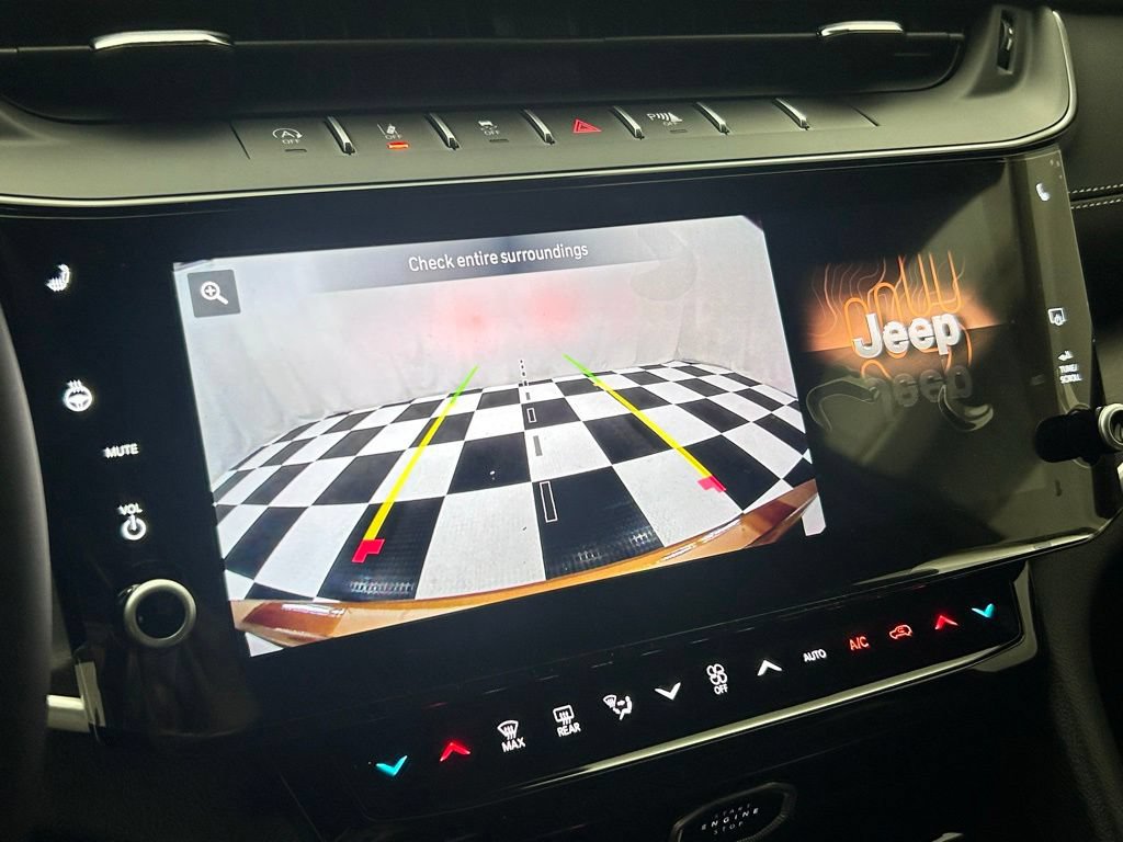 New 2026 Jeep Grand Cherokee Limited w/ Limited Altitude Package AWD/4WD image 20
