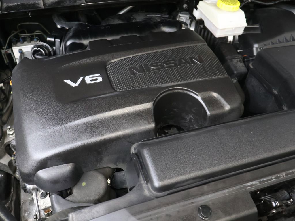 Used 2022 Nissan Pathfinder Platinum image 26