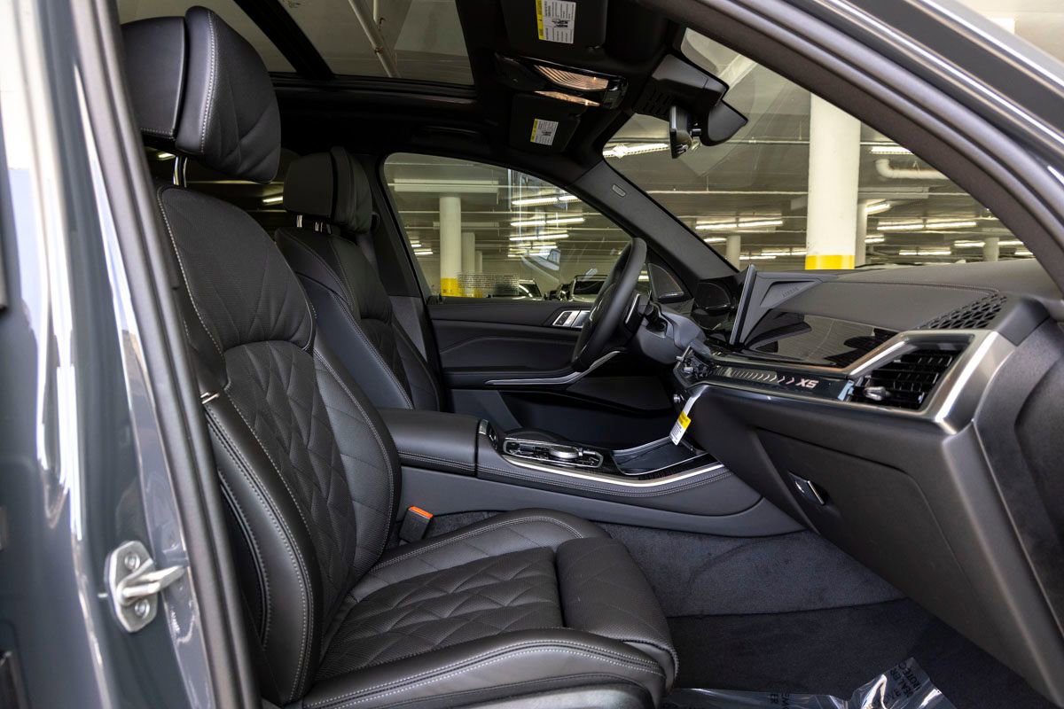New 2026 BMW X5 xDrive50e image 30