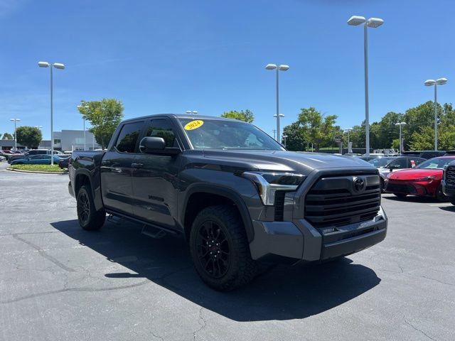Used 2024 Toyota Tundra SR5 w/ SR5 Convenience Package AWD/4WD image 4