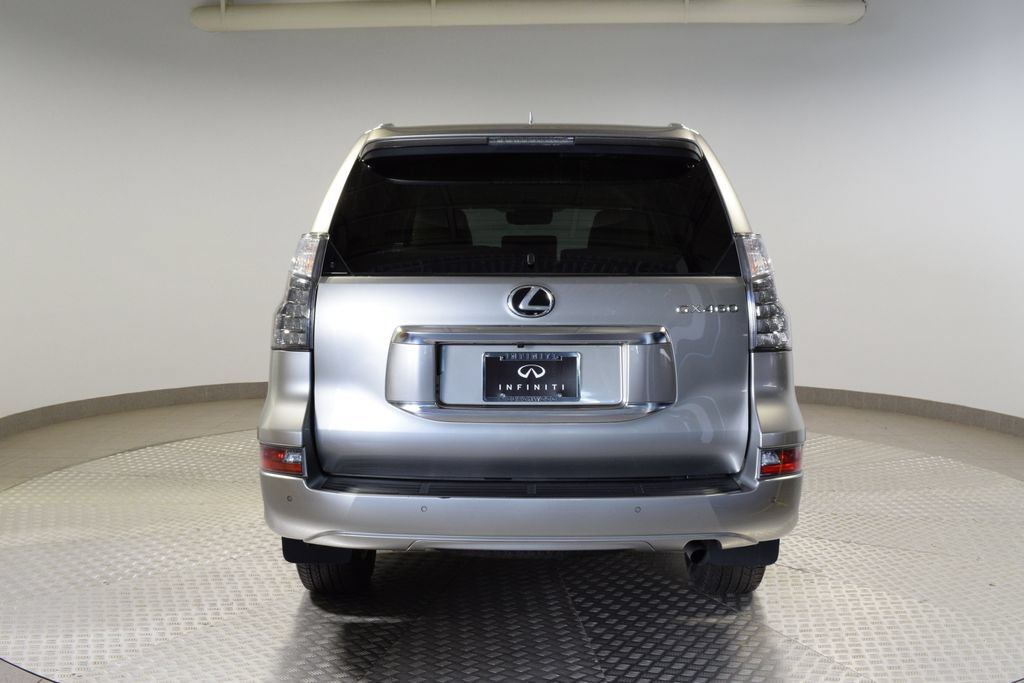 Used 2021 Lexus GX 460 Premium w/ Premium Package AWD/4WD image 11