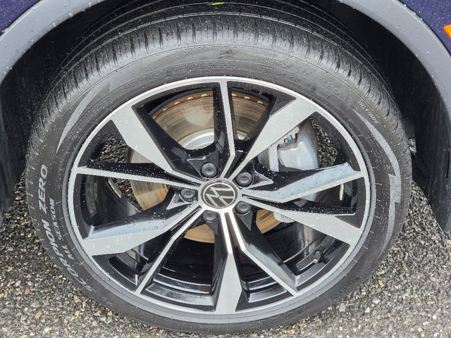 Used 2022 Volkswagen Tiguan SEL R-Line AWD/4WD image 10