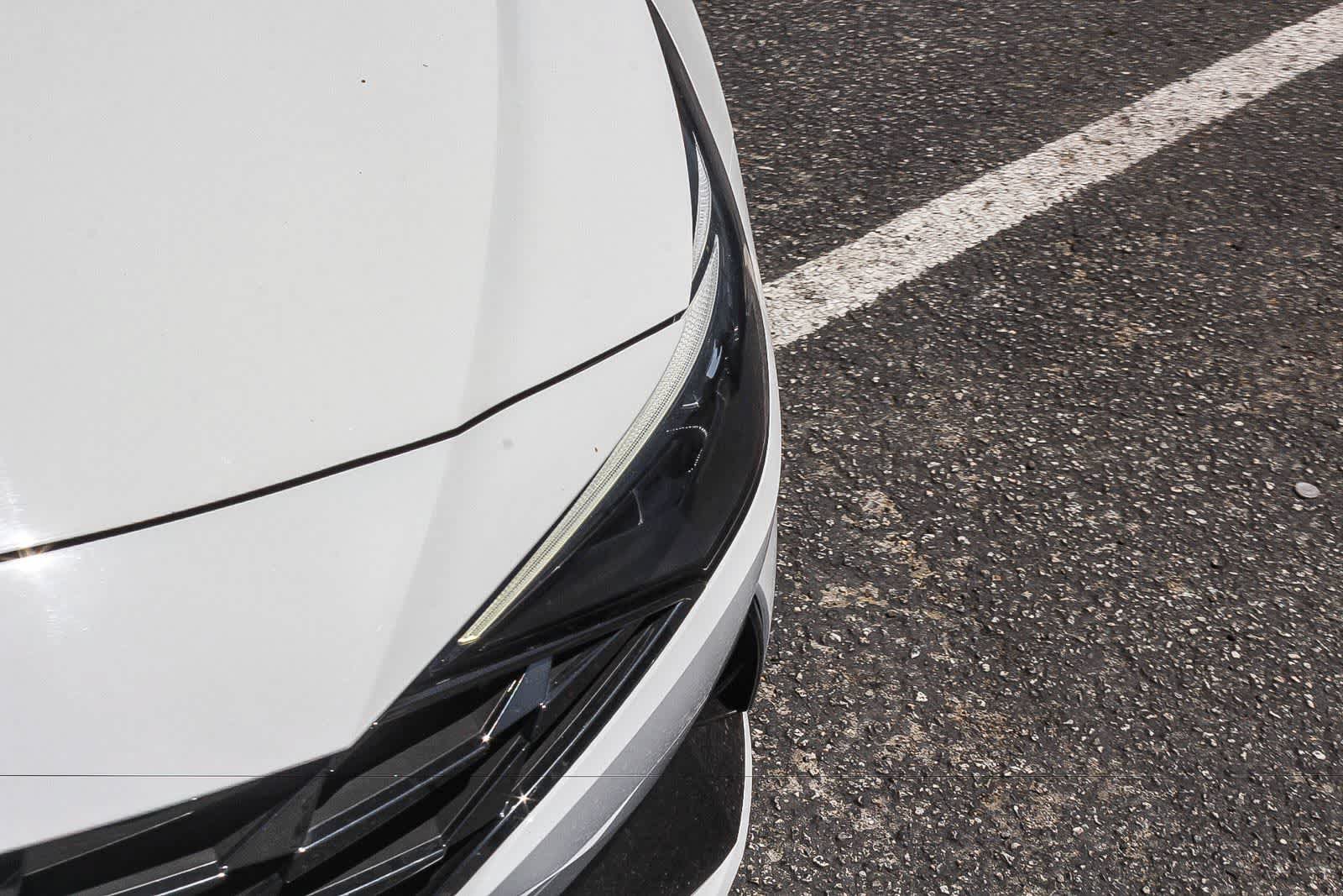Certified 2023 Hyundai Elantra Limited FWD image 13