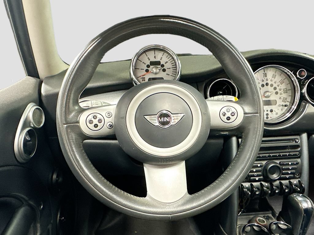 Used 2006 MINI Cooper Hardtop FWD image 12