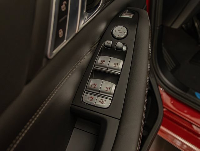 New 2026 BMW ALPINA XB7 AWD/4WD image 14