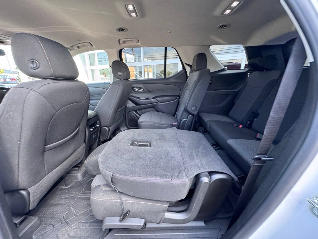 Used 2019 Chevrolet Traverse LT w/ LPO, Floor Liner Package AWD/4WD image 29