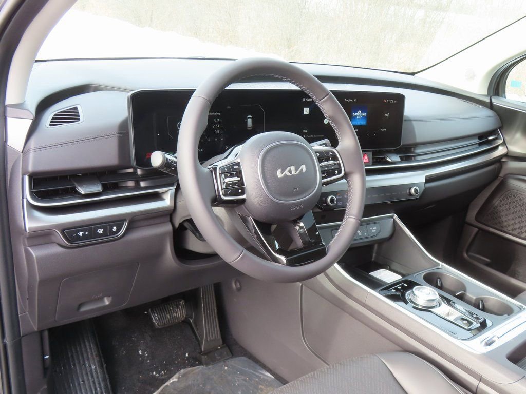 New 2026 Kia Carnival SX w/ SX Dark Edition Package image 22