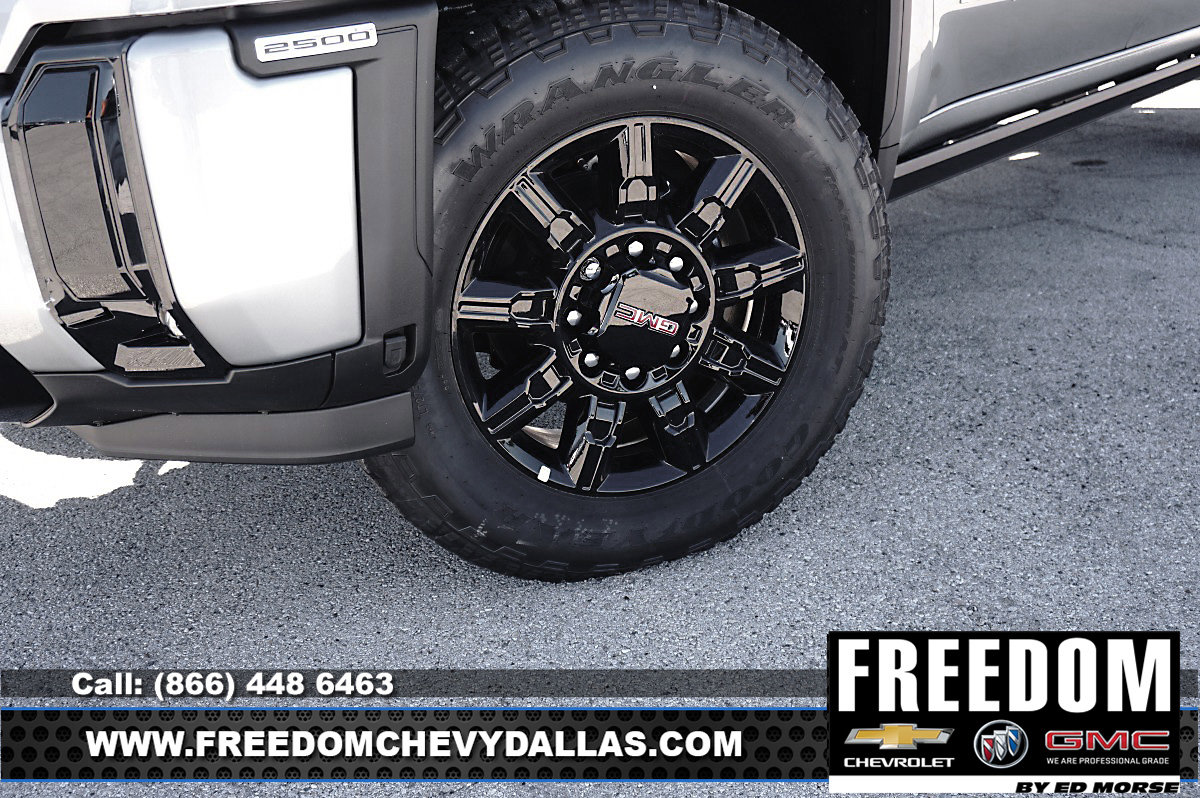 New 2026 GMC Sierra 2500 AT4 w/ AT4 Premium Plus Package image 9