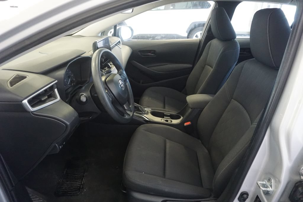 Used 2024 Toyota Corolla LE FWD image 16