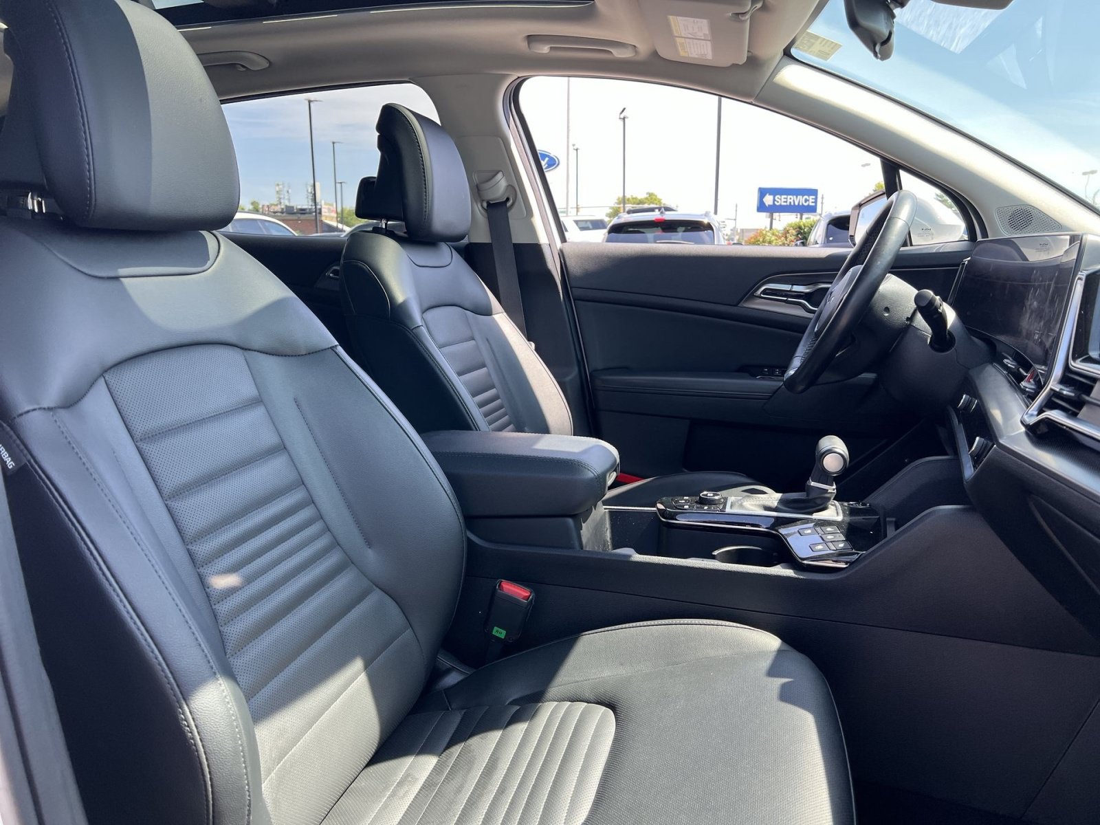Used 2024 Kia Sportage SX FWD image 27