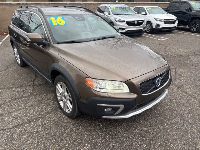Used 2016 Volvo XC70 T5 Platinum image 1