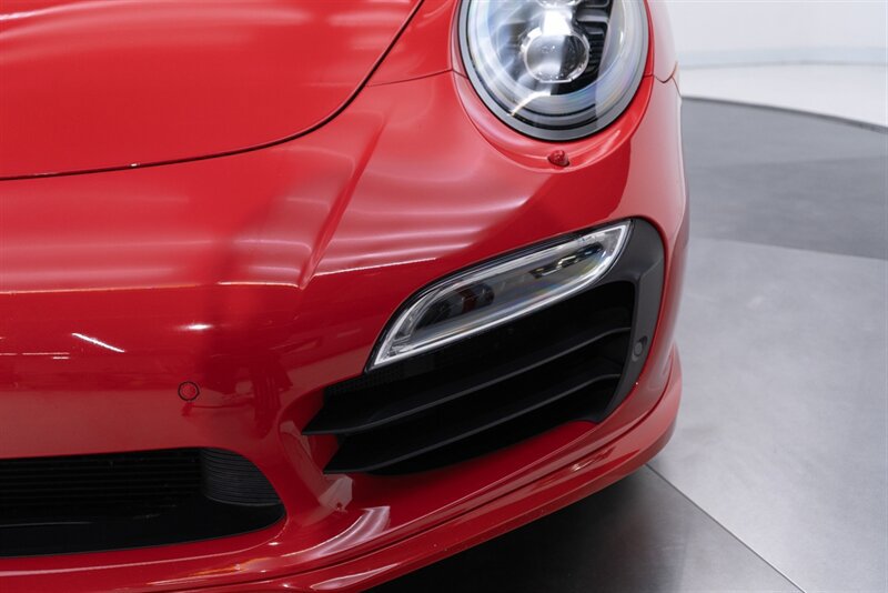 Used 2014 Porsche 911 Turbo S AWD/4WD image 24