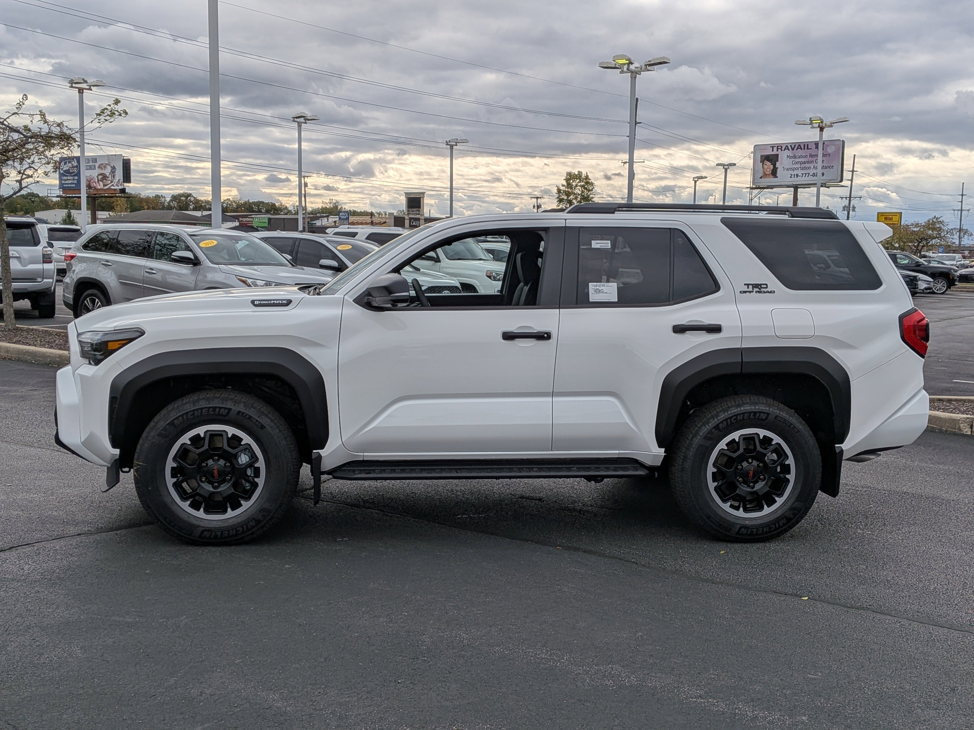 New 2025 Toyota 4Runner TRD Off-Road Premium image 4