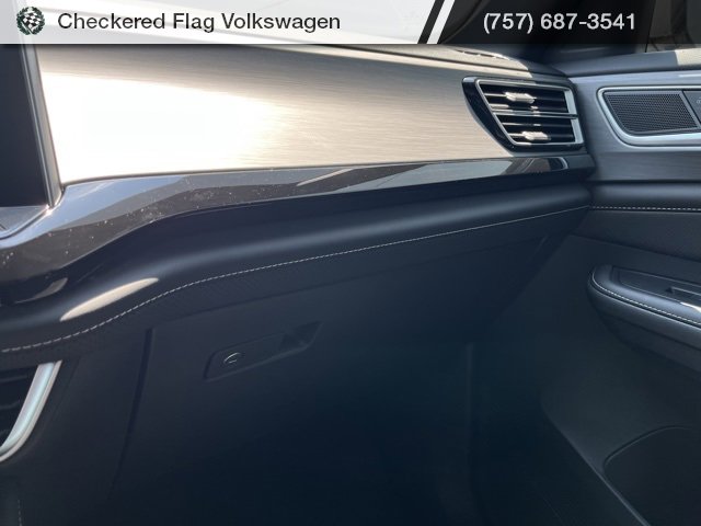 New 2025 Volkswagen Atlas Cross Sport SE image 44