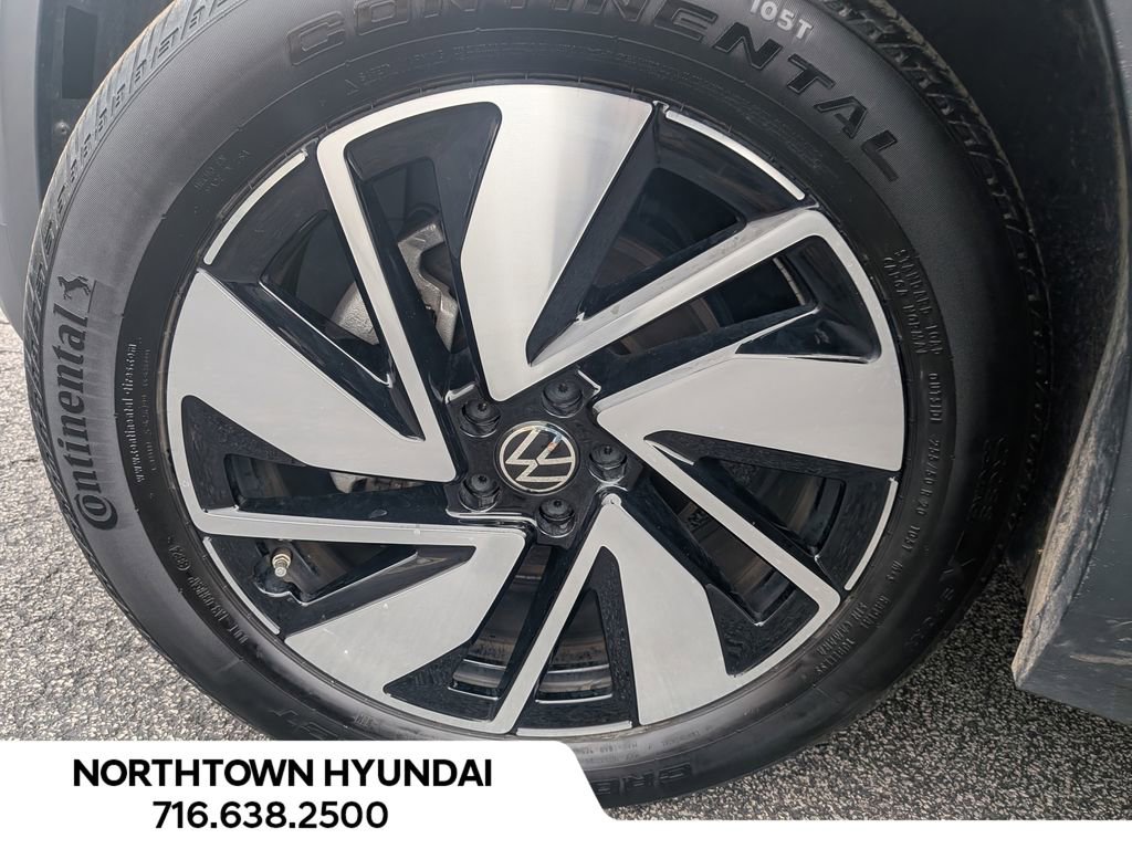 Used 2025 Volkswagen Atlas SE image 40