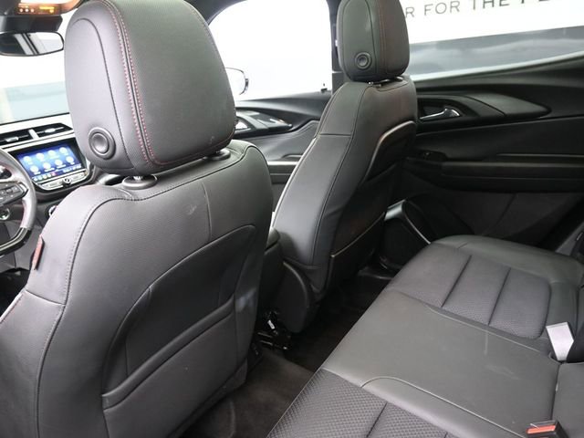 Used 2023 Chevrolet TrailBlazer RS w/ Sun and Liftgate Package image 23