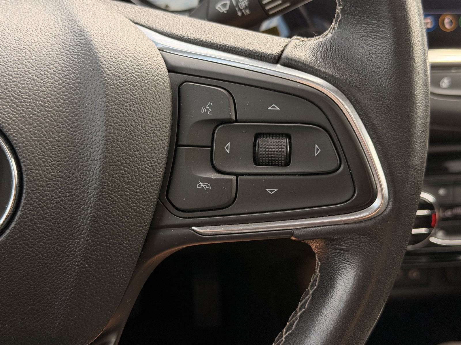 Used 2020 Buick Encore GX Select w/ Experience Buick Package AWD/4WD image 20