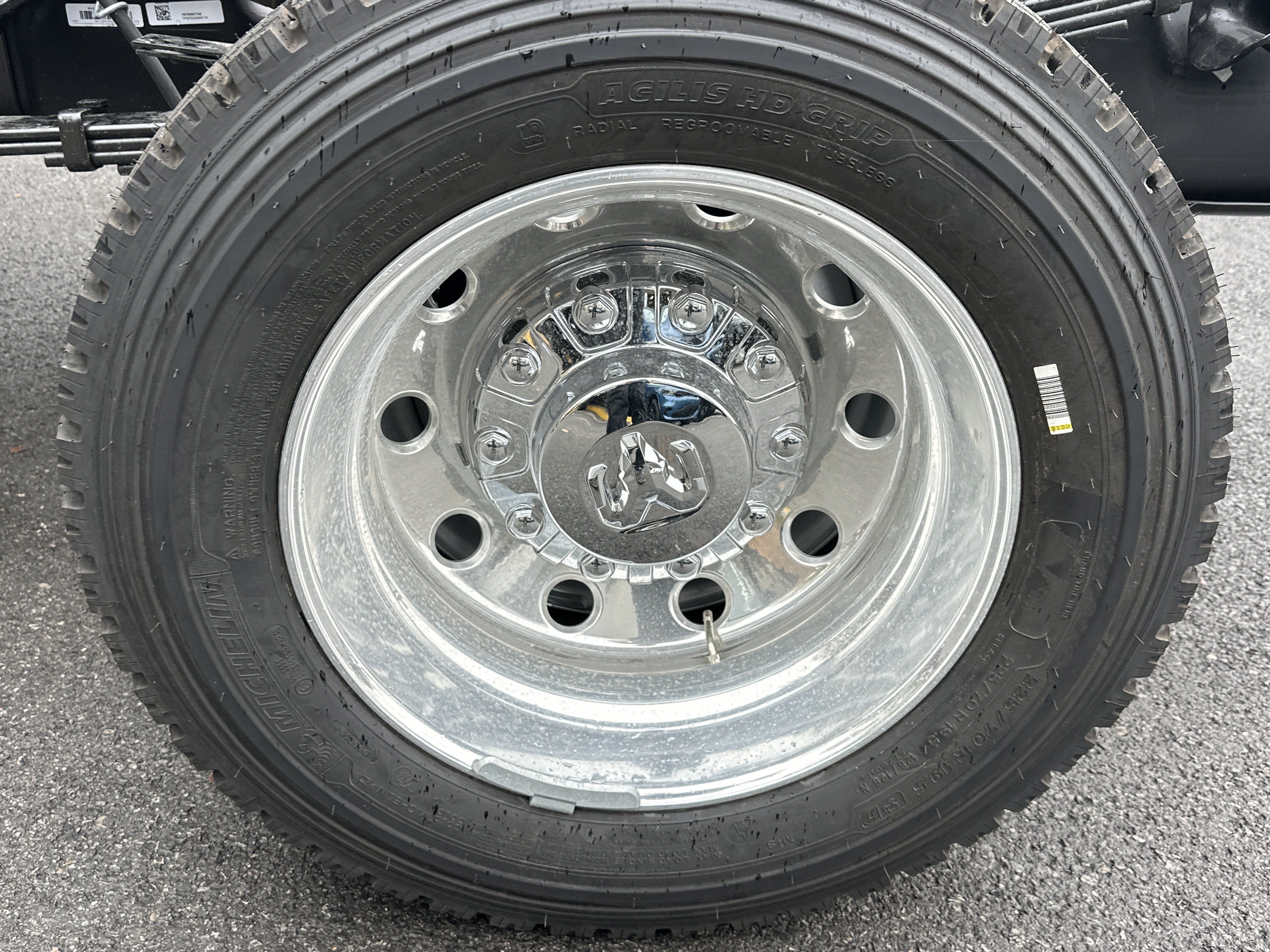 New 2027 RAM 5500 4x4 Crew Cab image 37