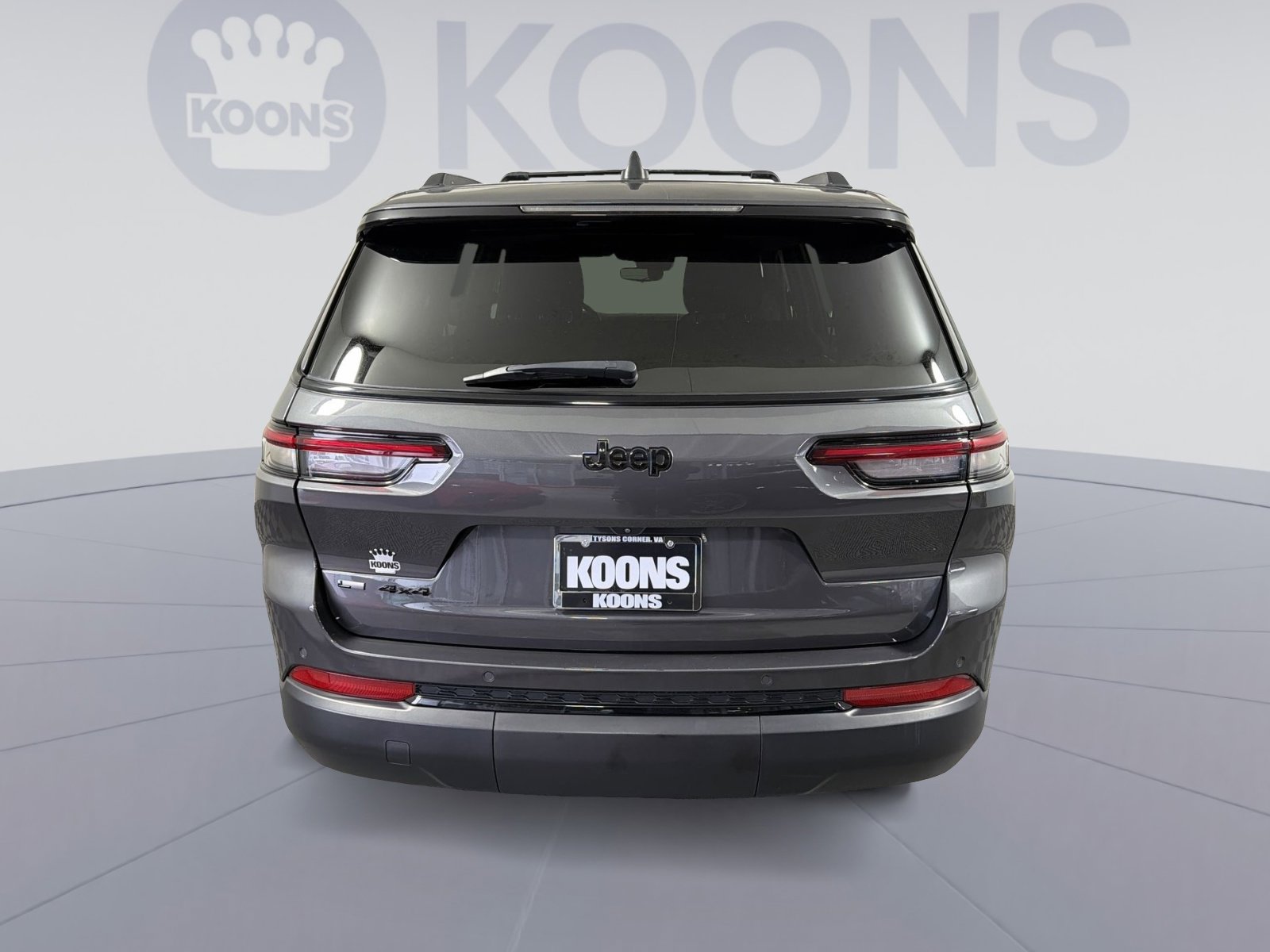 Used 2022 Jeep Grand Cherokee L Laredo image 5