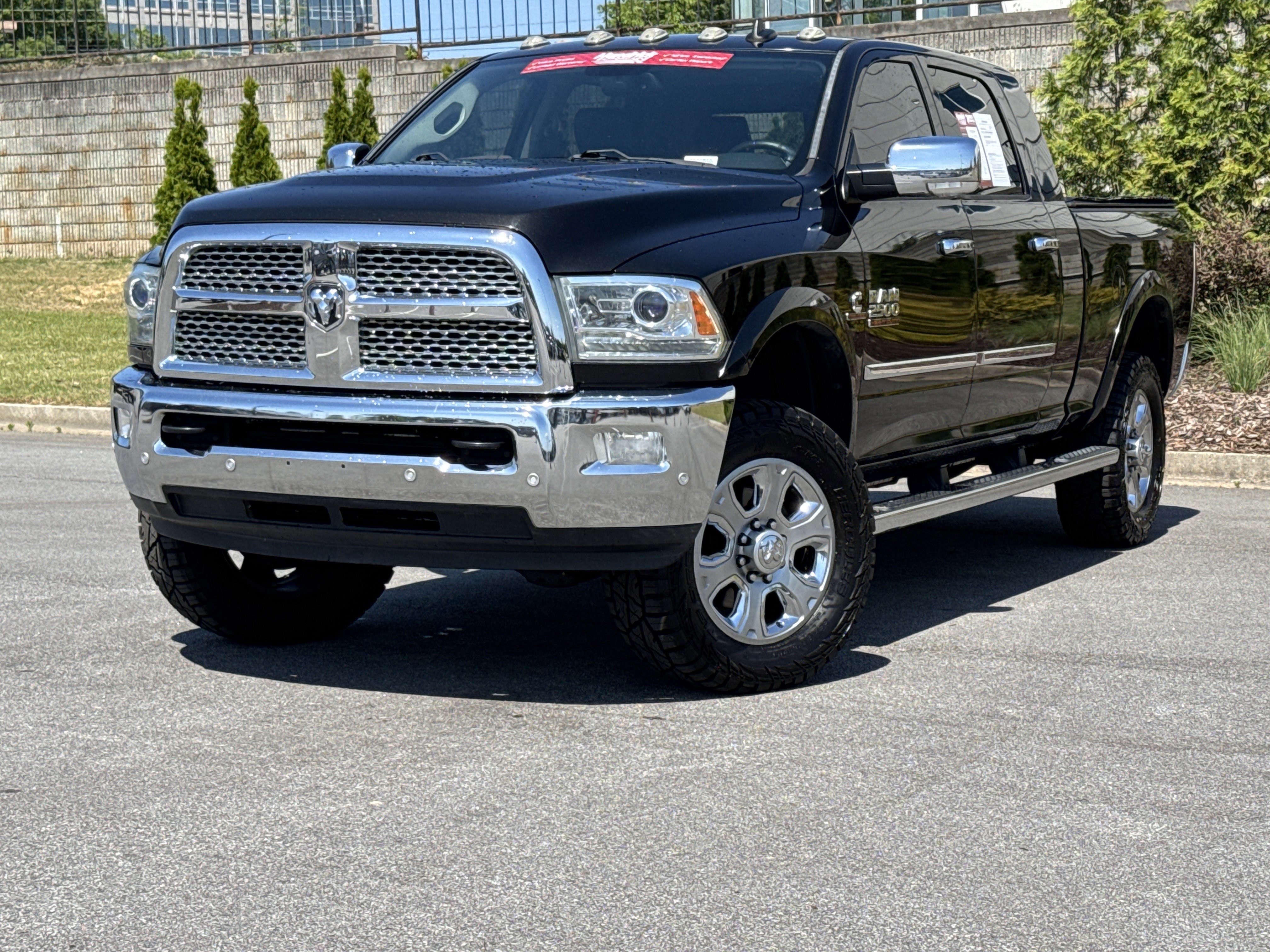 Used 2016 RAM 2500 Laramie w/ Convenience Group AWD/4WD image 5