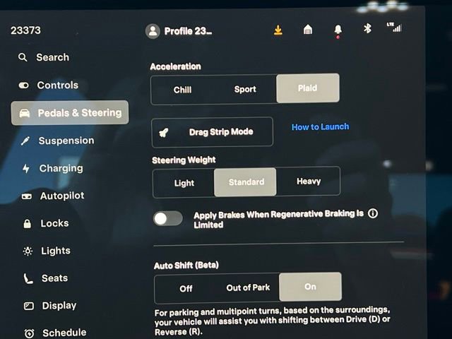 Used 2023 Tesla Model X Plaid image 23
