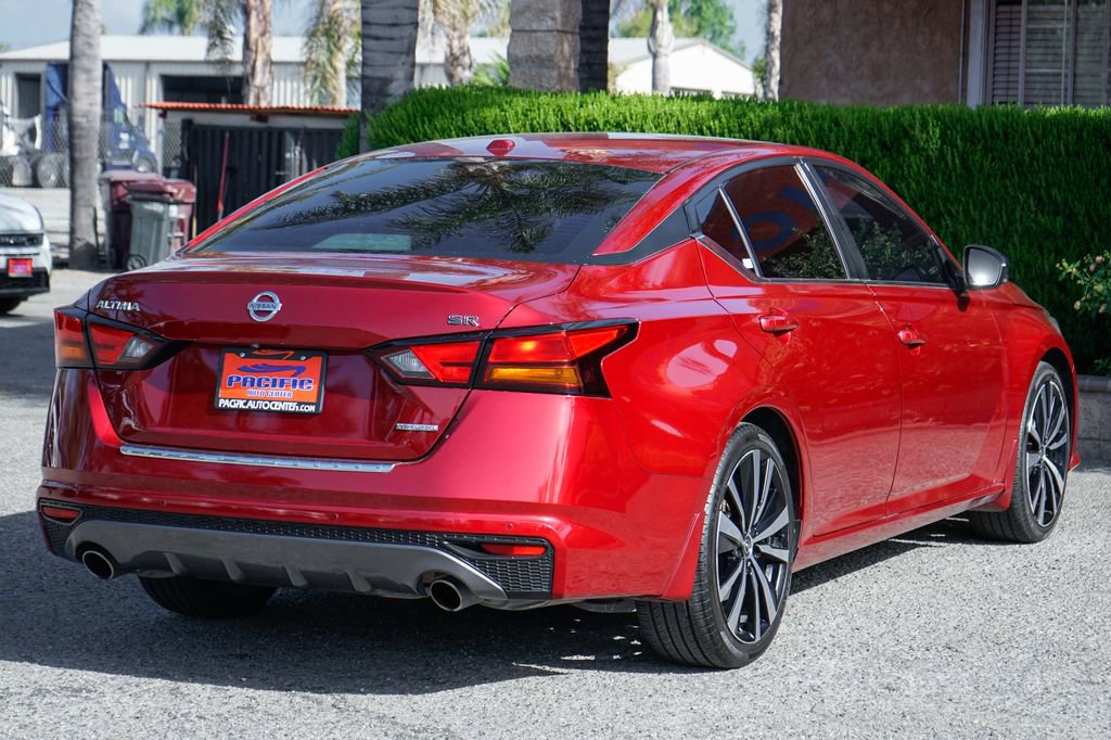 Used 2022 Nissan Altima 2.0 SR FWD image 9